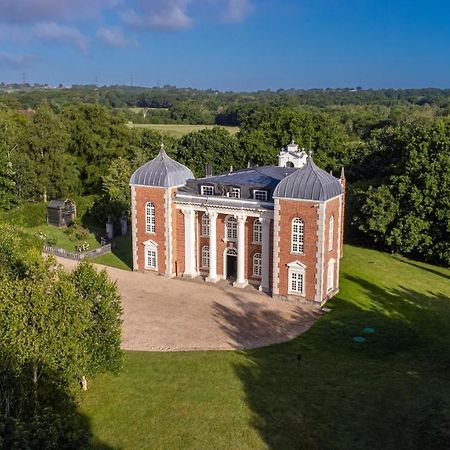 Eastwood Observatory: 12 Bedrooms, Swimming Pool And Tennis Court Hailsham Exterior foto